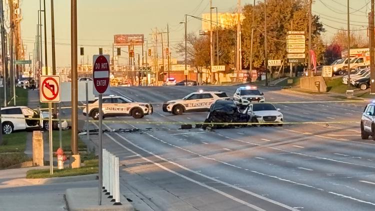 At least 4 injured, including 2 juveniles, after crash on Morse Road in northeast Columbus — WBNS 10TV (Columbus)